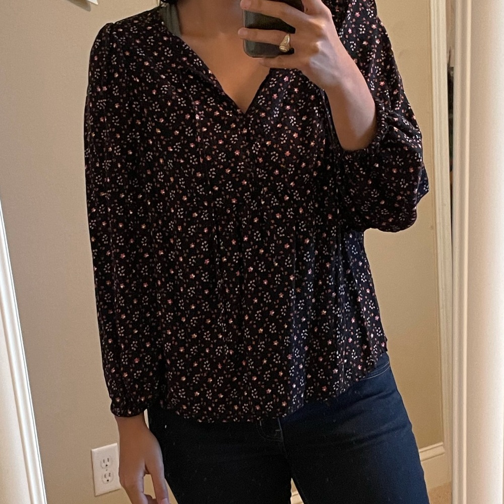 Universal Thread Black Floral Long Sleeve Blouse